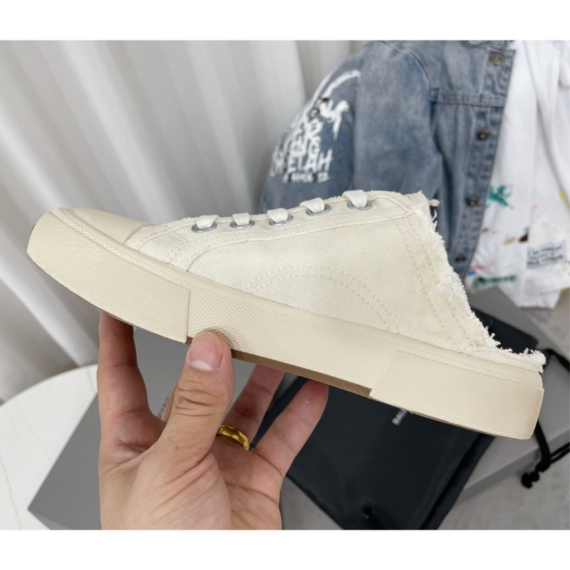 Balenciaga Casual Shoes